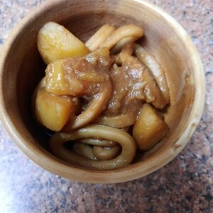 イカとじゃがいもの煮物